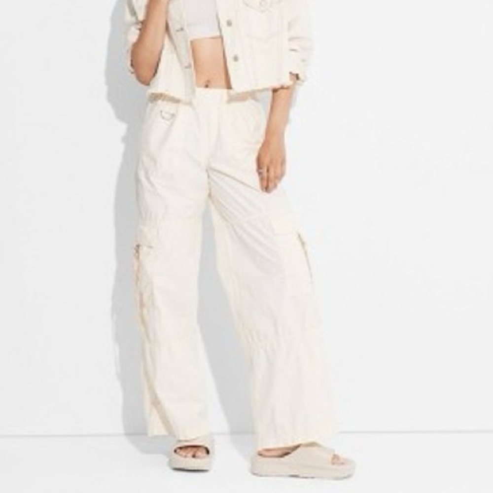 Wild Fable Women's Off White Cotton Wide Leg Cargo Pants- Large